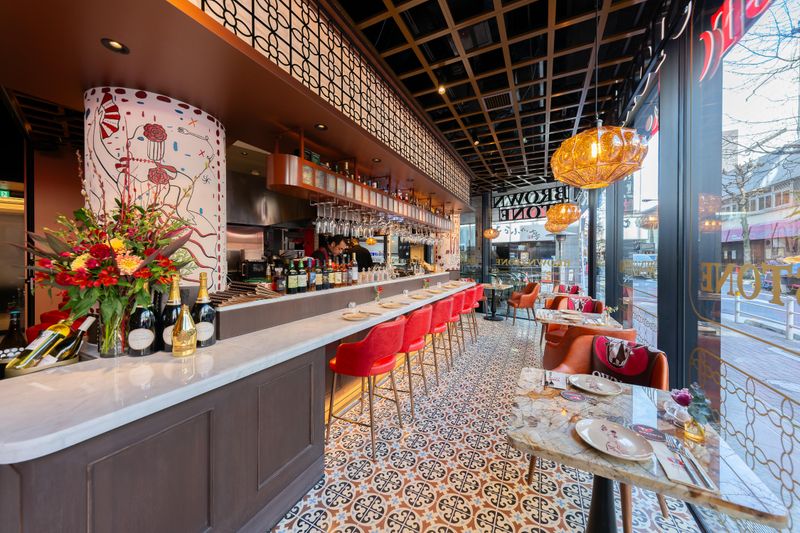 BROWNSTONE Tapas Bar GINZAのアルバイト・バイト求人情報-03