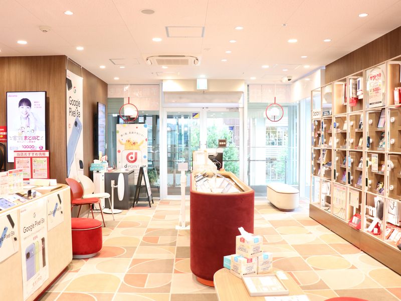 ドコモショップ　アイテラスアネックス落合南長崎店のアルバイト・バイト求人情報-05