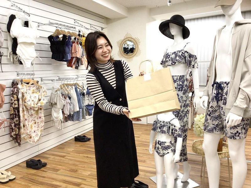 ALBOVE・PEAK&PINE　渋谷ヒカリエ店のアルバイト・バイト求人情報-03