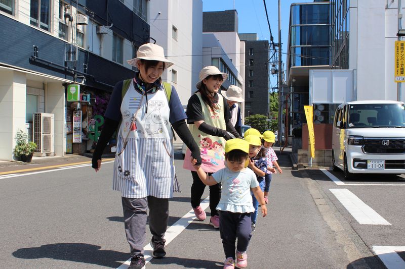 ぶんぶん保育園のアルバイト・バイト求人情報-03