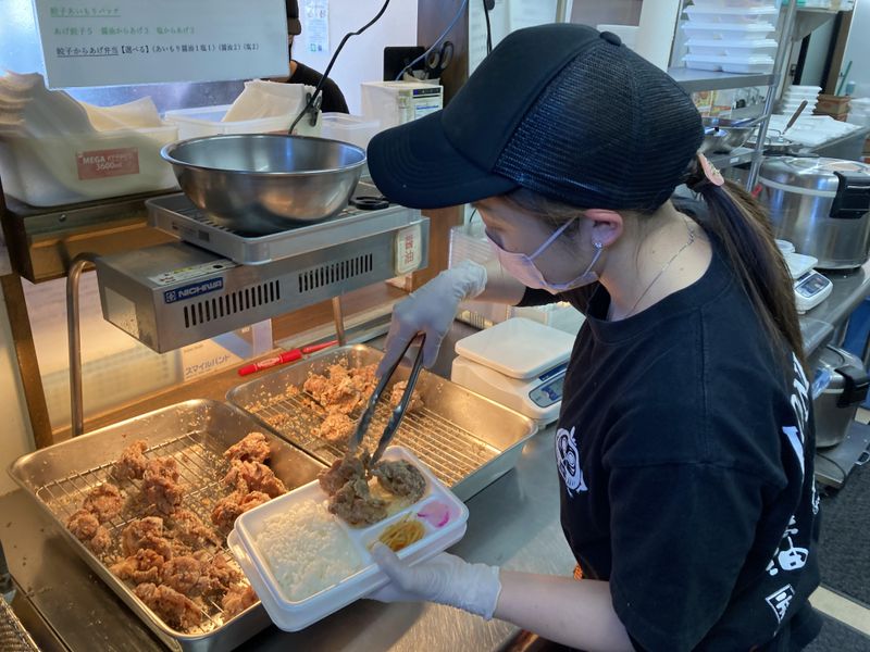 元祖からあげ本舗　唐太郎　ゆいの杜店のアルバイト・バイト求人情報-02