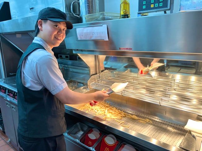 マクドナルド 江別3番通店のアルバイト・バイト求人情報-02