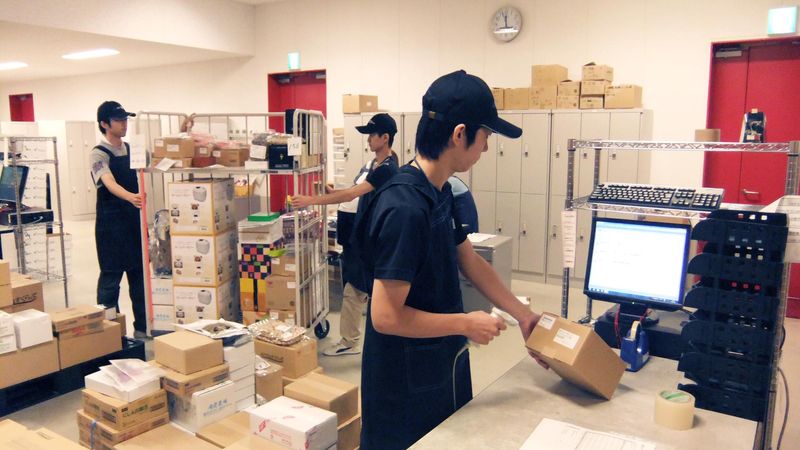 (株)はぴねすくらぶ総合物流センターのアルバイト・バイト求人情報-03