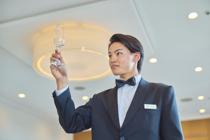 日本ホテル株式会社