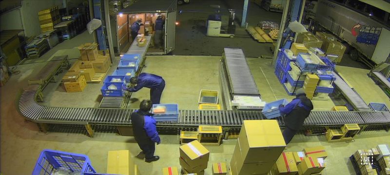 大阪北陸急配株式会社<本社>のアルバイト・バイト求人情報-01