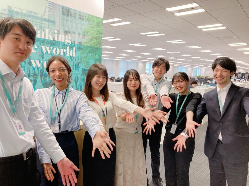 アデコ株式会社