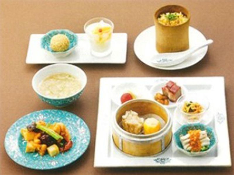華都飯店　Osaka Metro本町ビル店のアルバイト・バイト求人情報-02