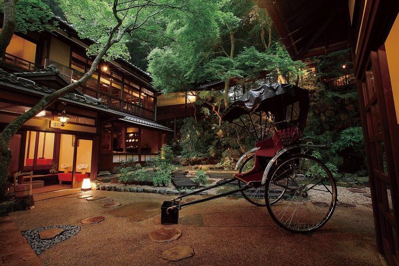 明治の森　箕面音羽山荘のアルバイト・バイト求人情報-04