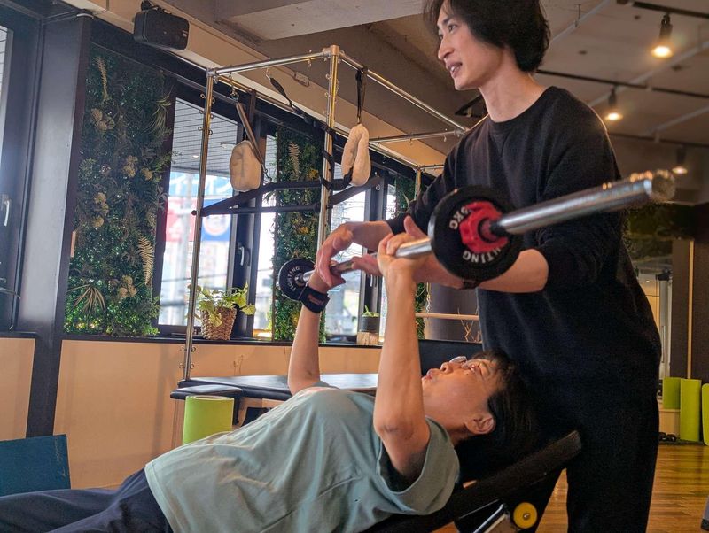 8fit　星ケ丘店のアルバイト・バイト求人情報-02