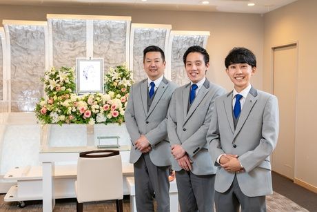 家族葬「千の風」　八尾太子堂ホールのアルバイト・バイト求人情報-02
