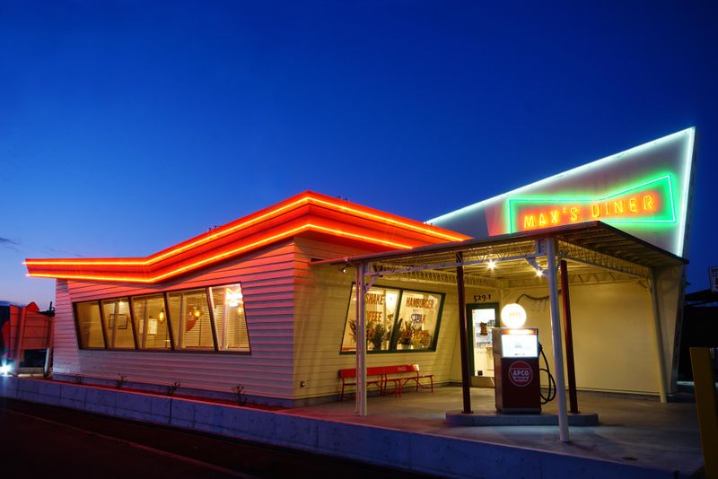 ハンバーガー&レストラン　MAX’S DINERのアルバイト・バイト求人情報-03