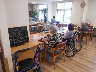 (株)やさしい手　シニアリビング　やさしえ長野栗田のアルバイト・バイト求人情報-06