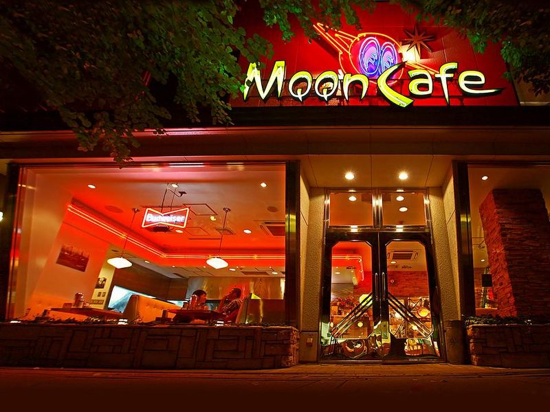 MOON CAFEの求人4