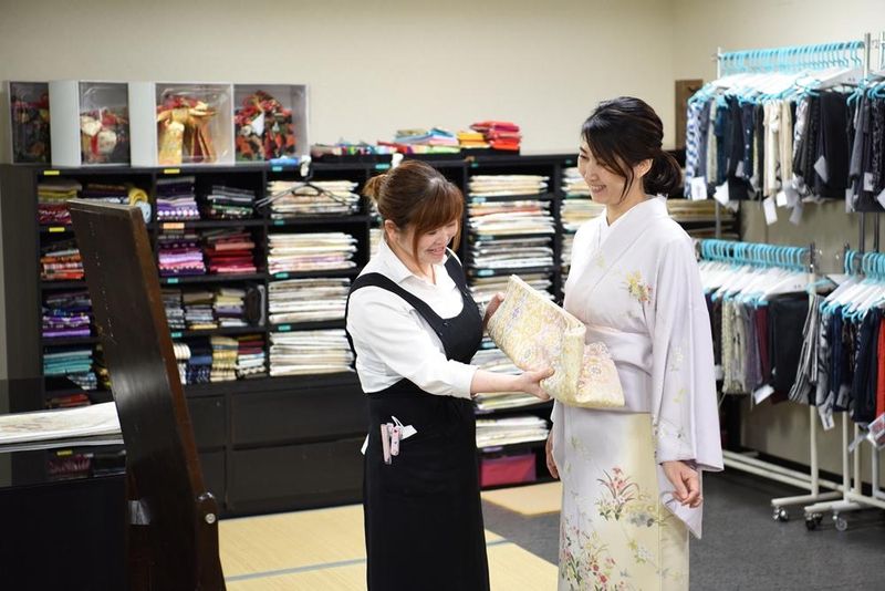 着物レンタルあき　池袋店のアルバイト・バイト求人情報-03