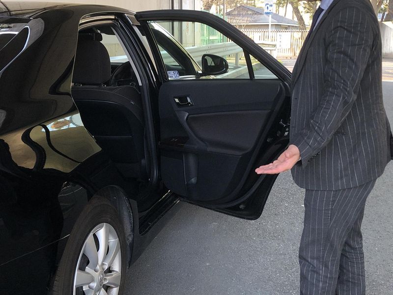 株式会社KNホールディングス