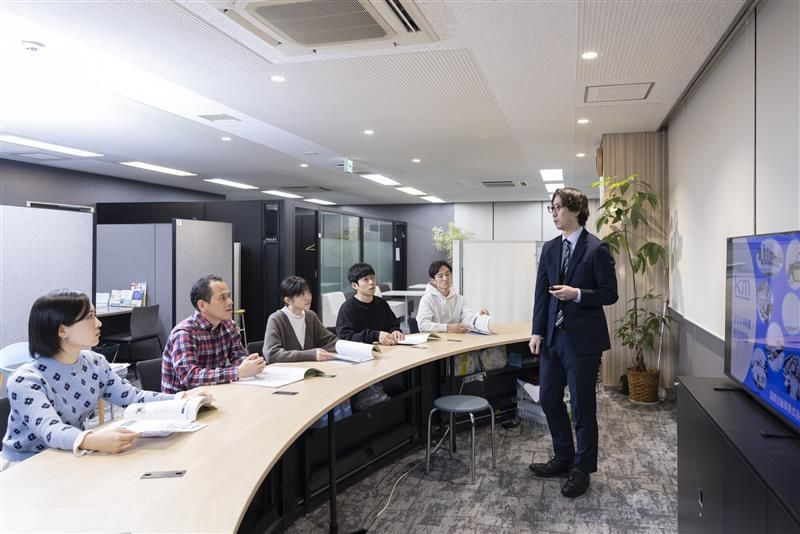 国際自動車株式会社