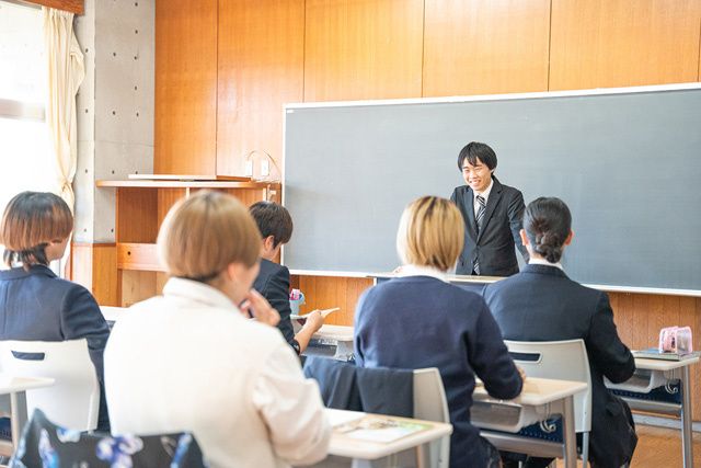 株式会社 成美学園の求人情報