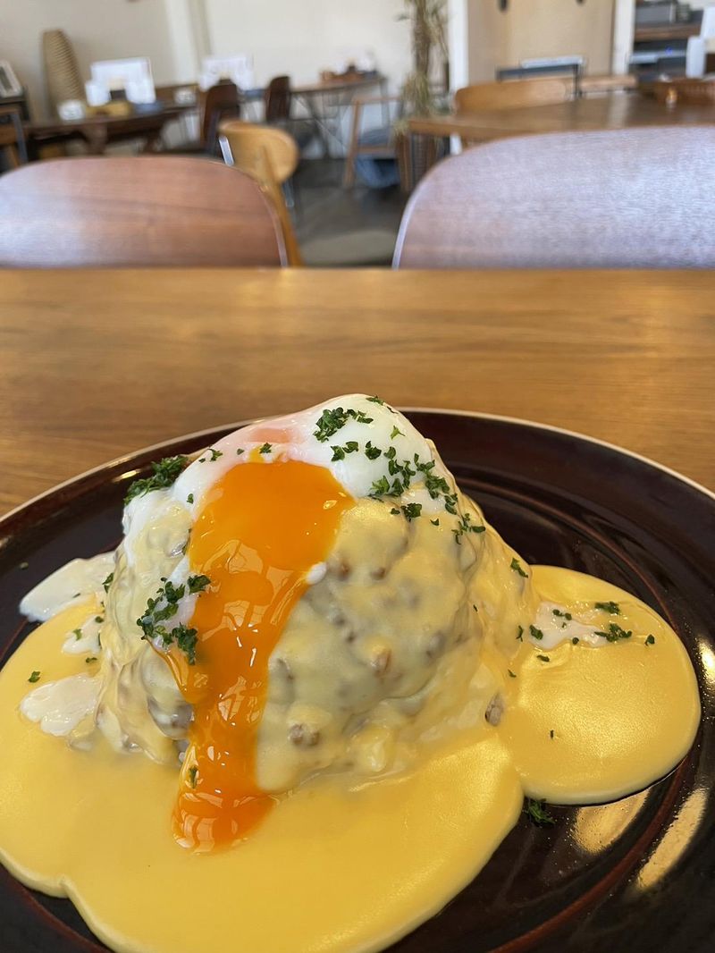 cafe dining woodのアルバイト・バイト求人情報-02