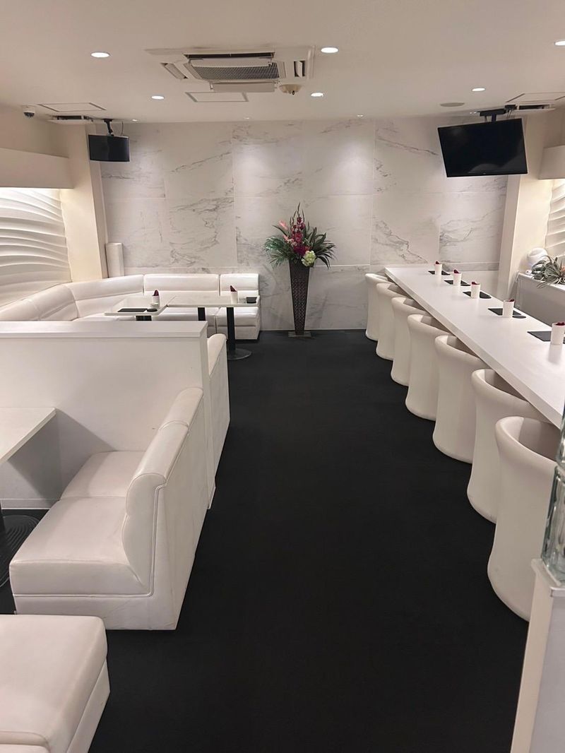 Lounge CIELOのアルバイト・バイト求人情報-02