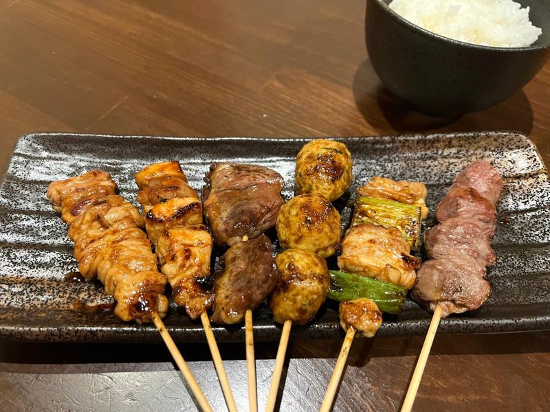 本格焼鳥店　鶏の郷のアルバイト・バイト求人情報-02