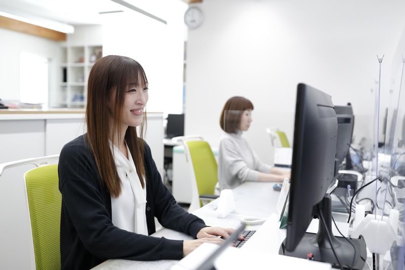 ナカザワホールディングス株式会社の求人・転職情報