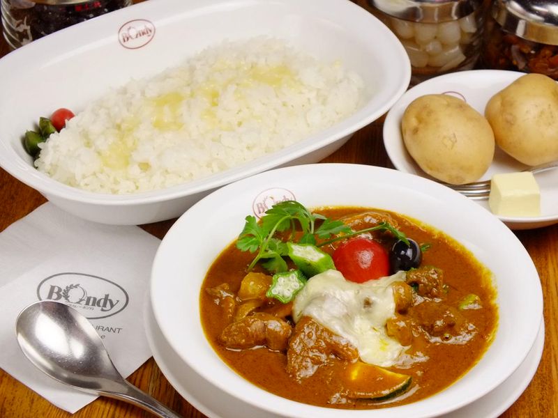 欧風カレー ボンディ 神田小川町店のアルバイト・バイト求人情報-02