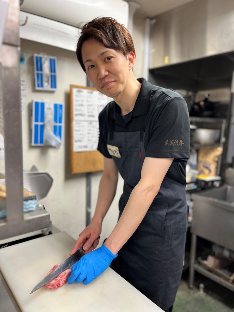 炭火焼肉　神楽坂　牛ますのアルバイト・バイト求人情報-03