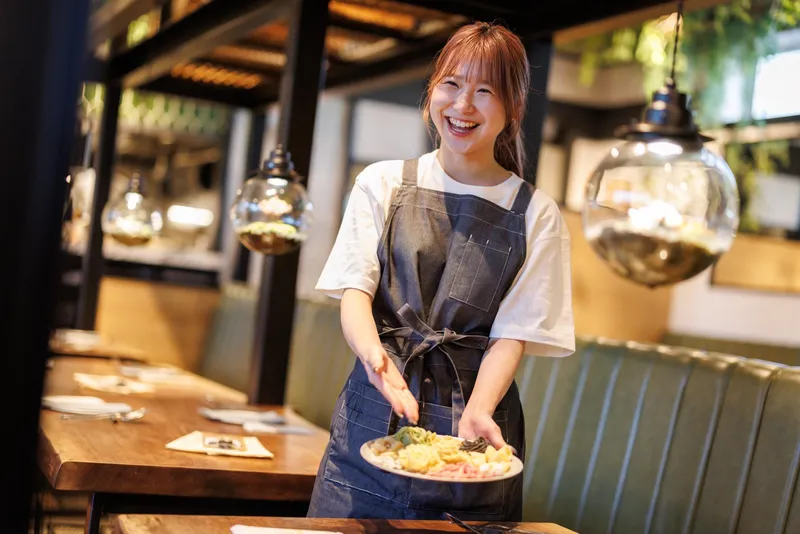 We eat Wheat(ウィート・ウィート)横浜ハマボールイアス店/株式会社Tune upのアルバイト・バイト求人情報-02