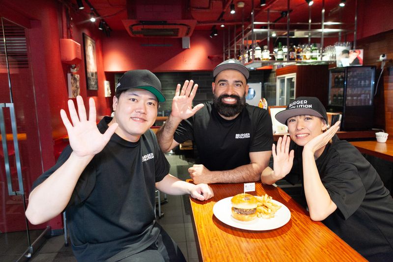 Burger Revolution Tokyo 六本木テラス店のアルバイト・バイト求人情報-02