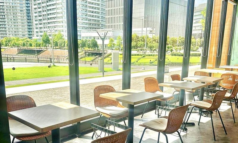 NA cafe (JEJアステージ株式会社)のアルバイト・バイト求人情報-05