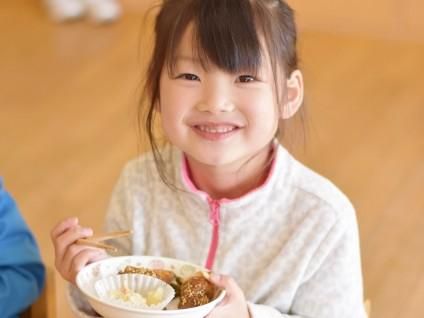 ウオクニ株式会社　京都府長岡京市下海印寺の小学校