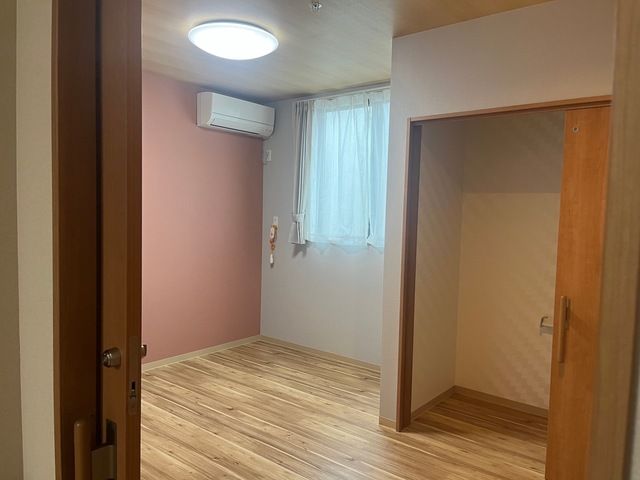 株式会社オネスト　住宅型有料老人ホーム くおっか香里園のアルバイト・バイト求人情報-03
