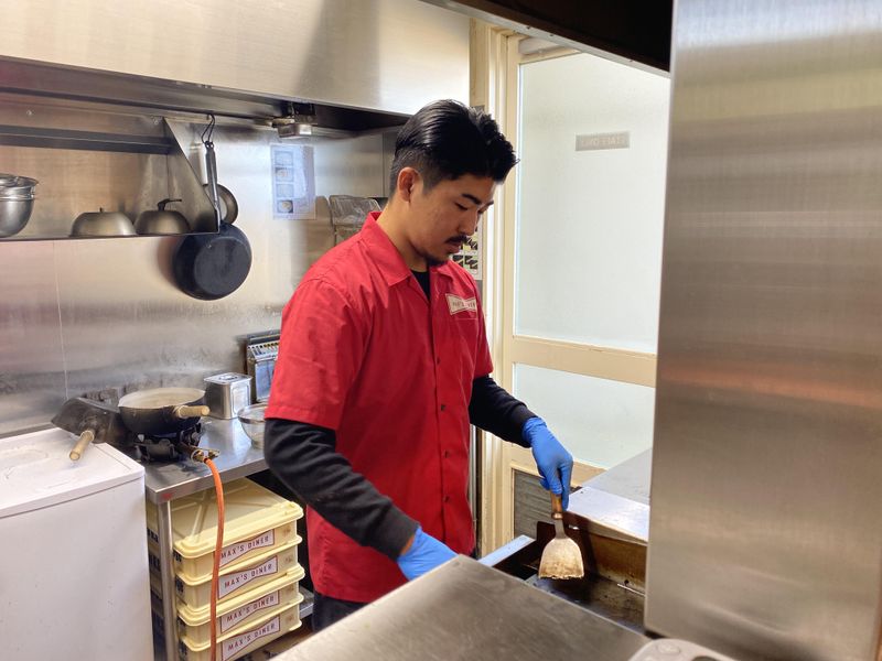 ハンバーガー&レストラン　MAX’S DINERのアルバイト・バイト求人情報-02