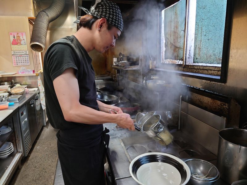 とん亭ラーメンのアルバイト・バイト求人情報-05