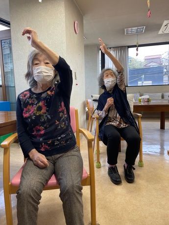奉優会(通所)　板橋区立成増高齢者在宅サービスセンターのアルバイト・バイト求人情報-03