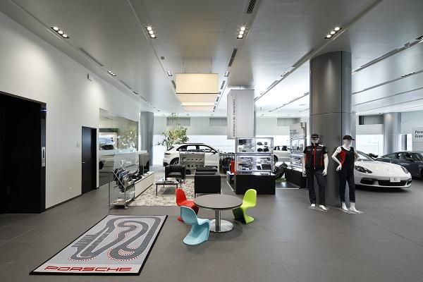 株式会社ベルク　ポルシェセンター神戸 新車ショールームのアルバイト・バイト求人情報-05