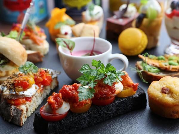 ダイニングバー「GRADATIONS」のアルバイト・バイト求人情報-05