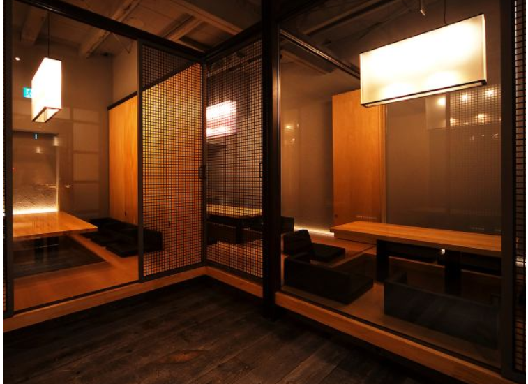 GYOZA　BAR . miyako street　株式会社キューズダイニングのアルバイト・バイト求人情報-02