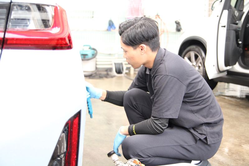 貝塚店/BMW Premium Selection 貝塚のアルバイト・バイト求人情報-02
