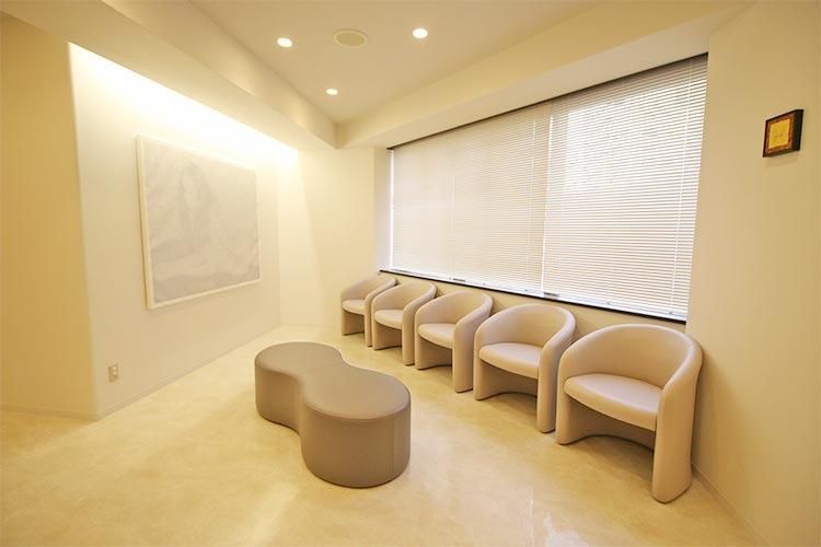 アウルスキンクリニックのアルバイト・バイト求人情報-04