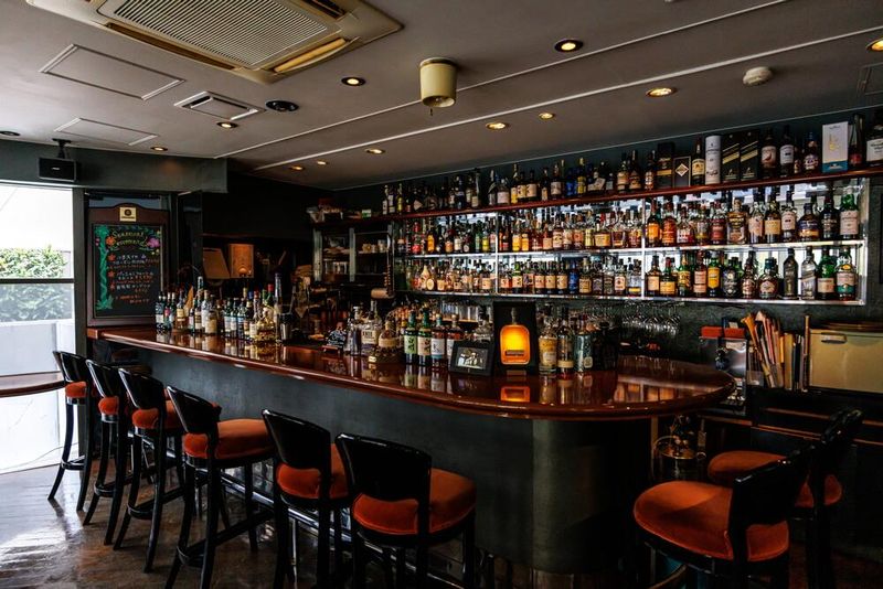 SHOT BAR ボナセーラのアルバイト・バイト求人情報-03