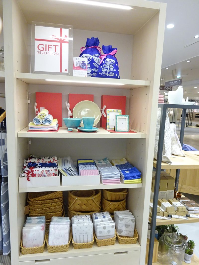 ドゥ・セー大丸神戸店のアルバイト・バイト求人情報-04