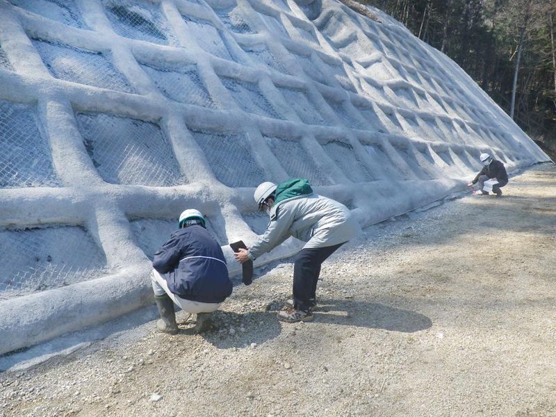 株式会社髙特