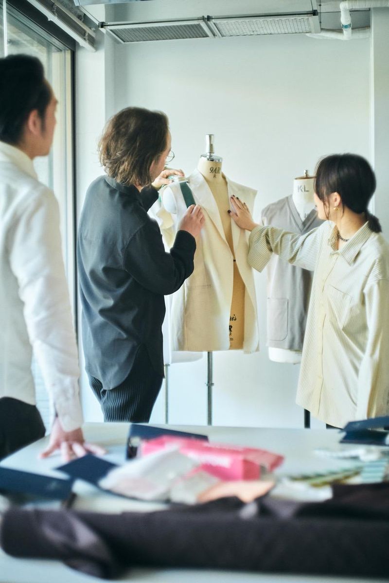 クラシコ丸の内のアルバイト・バイト求人情報-02