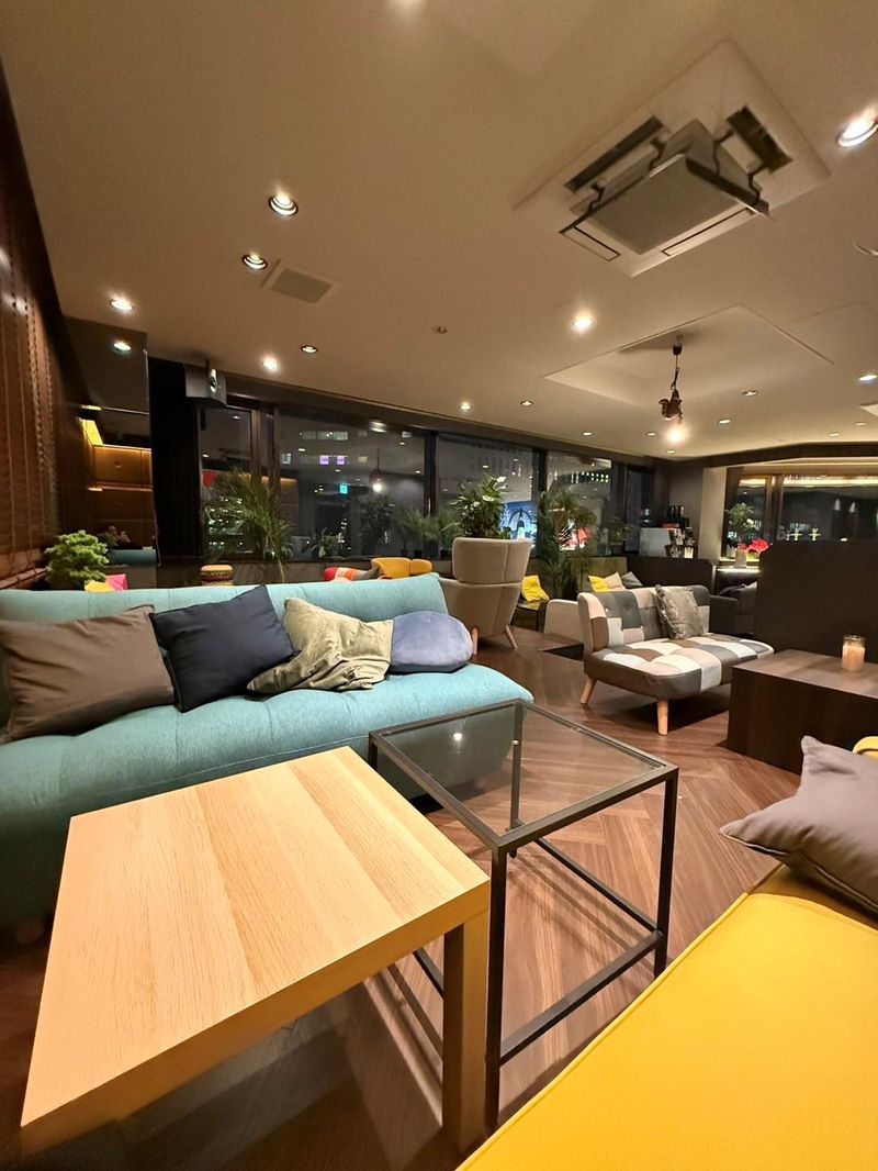 CAFE&BAR VENIHANAのアルバイト・バイト求人情報-02