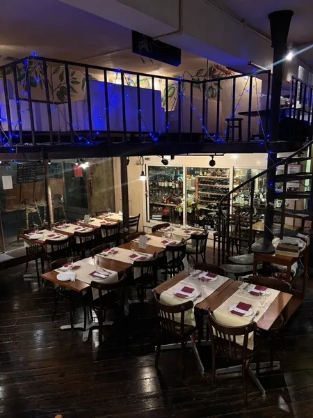 Bistro & Bar bar.C 株式会社フィールのアルバイト・バイト求人情報-01