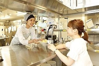 アフタヌーンティー・ティールーム 大丸神戸店のアルバイト・バイト求人情報-05