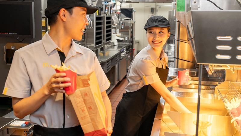 マクドナルド函館松風店のアルバイト・バイト求人情報-02