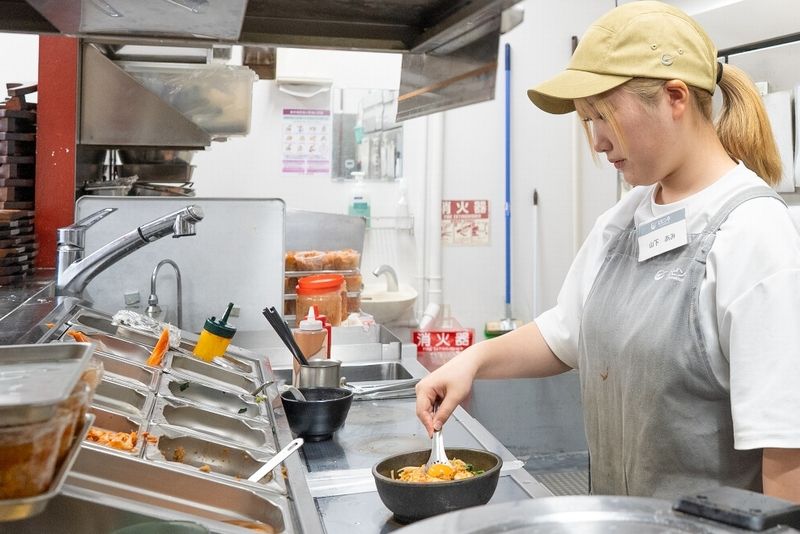 ビビン亭 イオンモール直方店のアルバイト・バイト求人情報-02