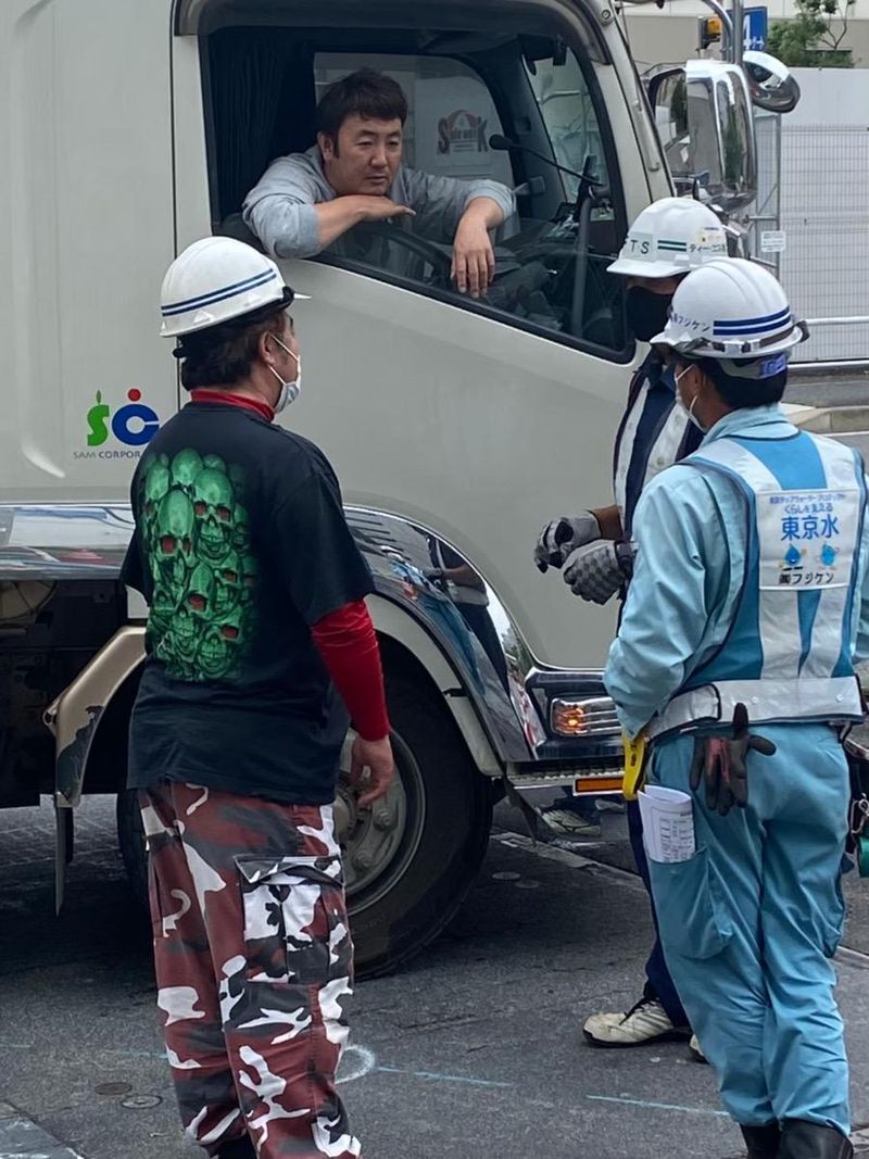 株式会社 サム・コーポレーションの求人・転職情報／8tダンプドライバー｜はたらいく